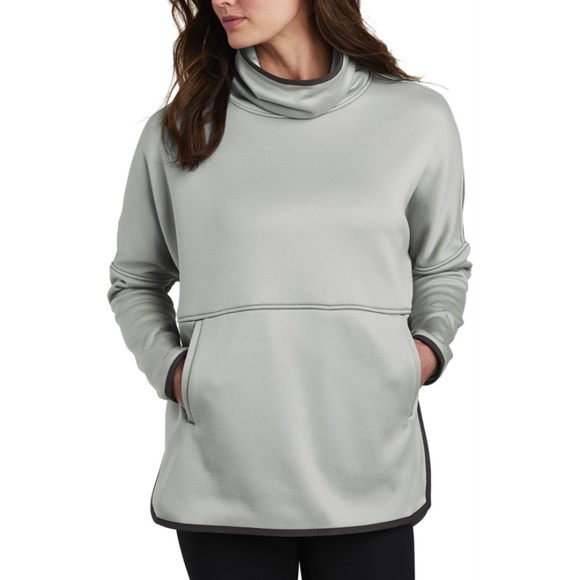 COPY - The North Face Cozy Slacker Poncho - Picture 1 of 8